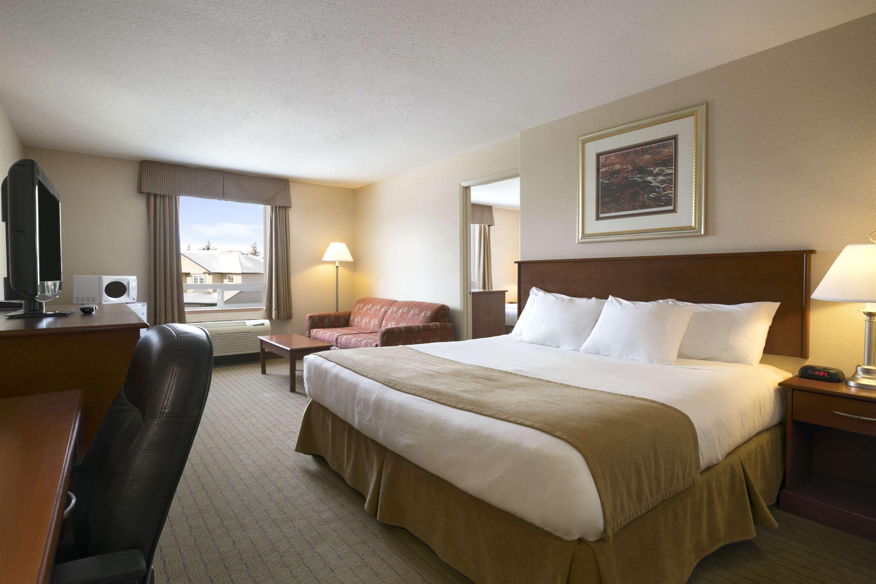 Days Inn By Wyndham Moose Jaw Exterior foto