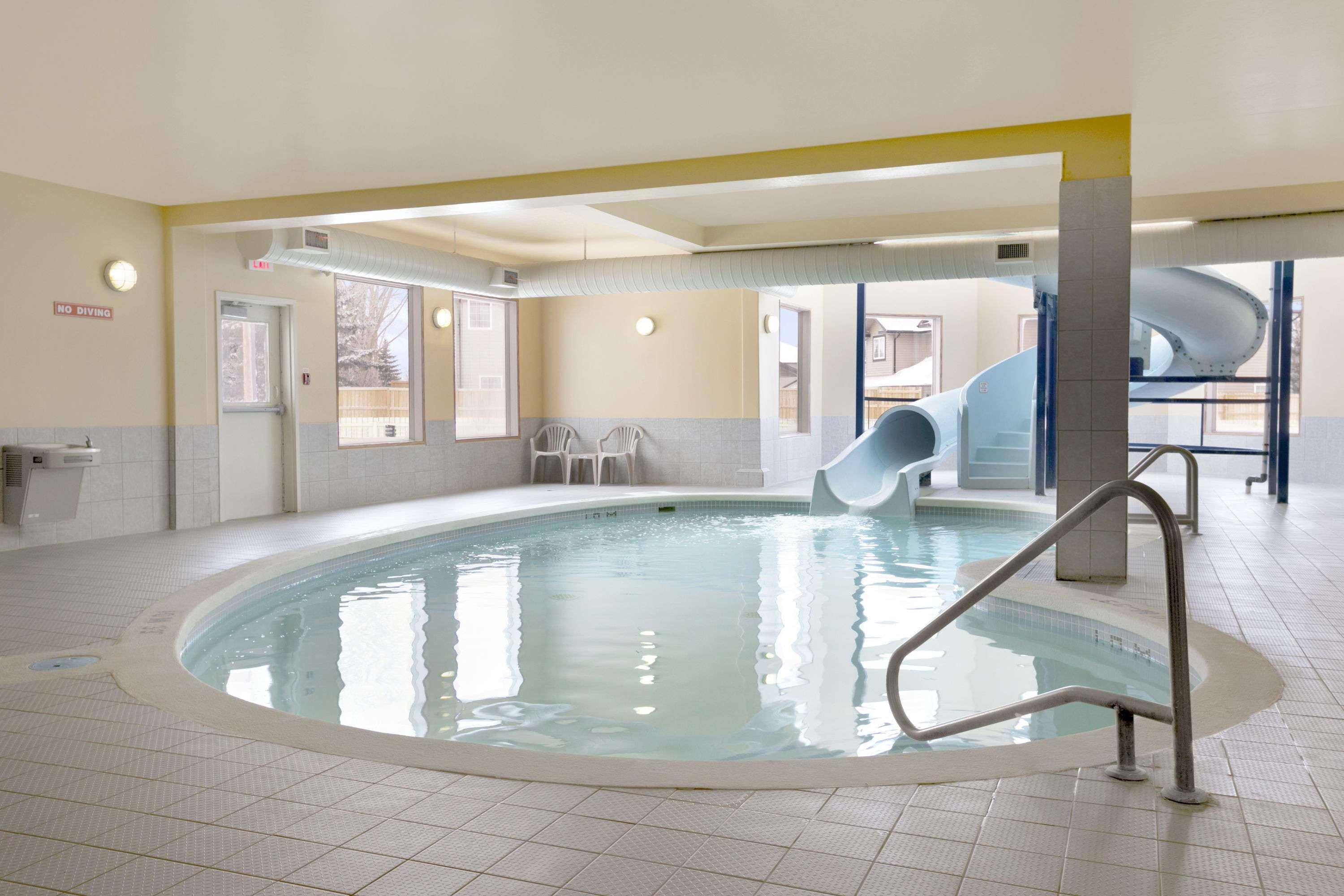 Days Inn By Wyndham Moose Jaw Exterior foto