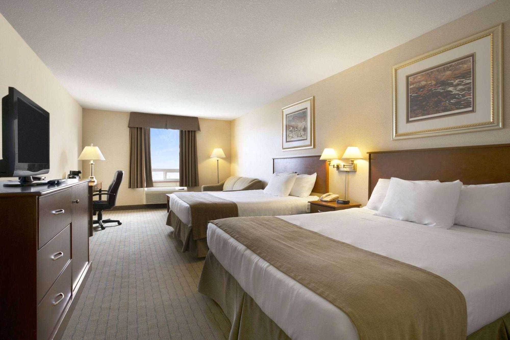 Days Inn By Wyndham Moose Jaw Exterior foto