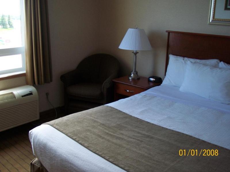 Days Inn By Wyndham Moose Jaw Exterior foto