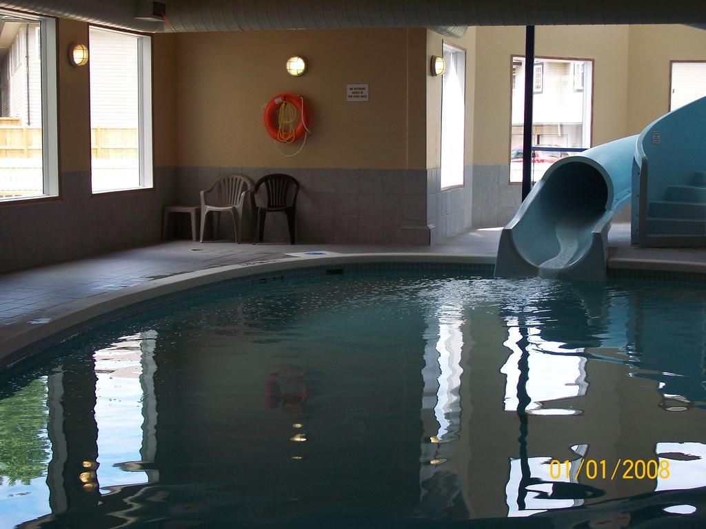 Days Inn By Wyndham Moose Jaw Exterior foto